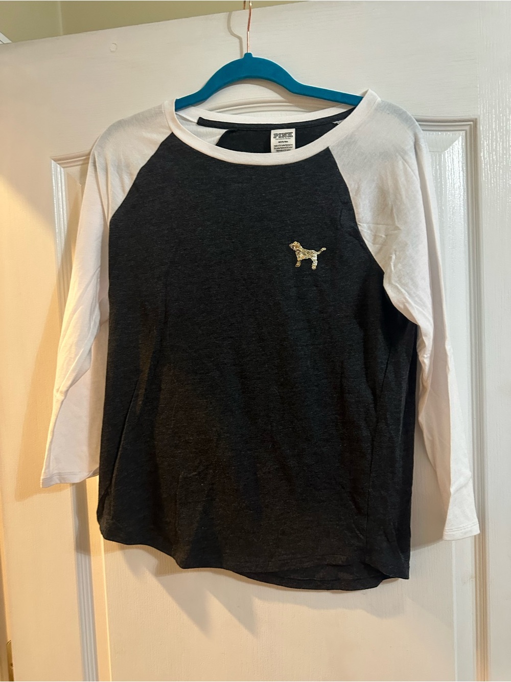 PINK Victoria's Secret sequined Black & White Raglan Long Sleeve Tee